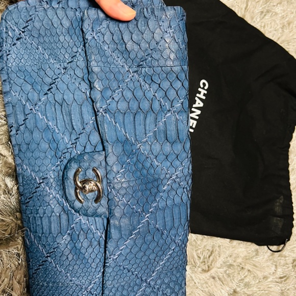 100% Authentic Python Blue Bag - Picture 3 of 11